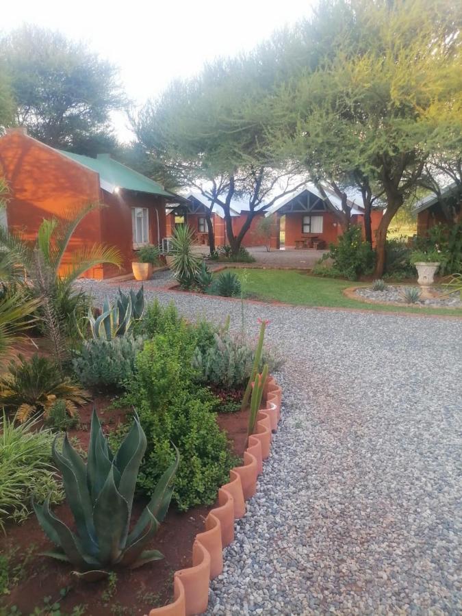 Ndlovu Guesthouse Northam Exterior photo