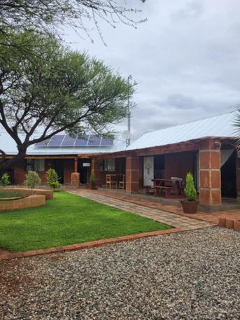 Ndlovu Guesthouse Northam Exterior photo